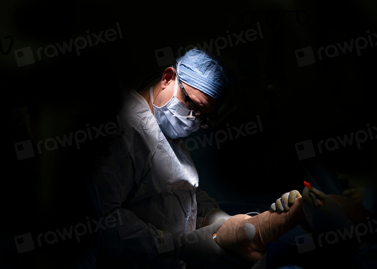 How Do GI Doctors Diagnose and Treat Diverticulitis?