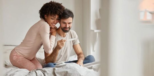 How Infertility Specialists Work with Couples to Address Emotional Struggles