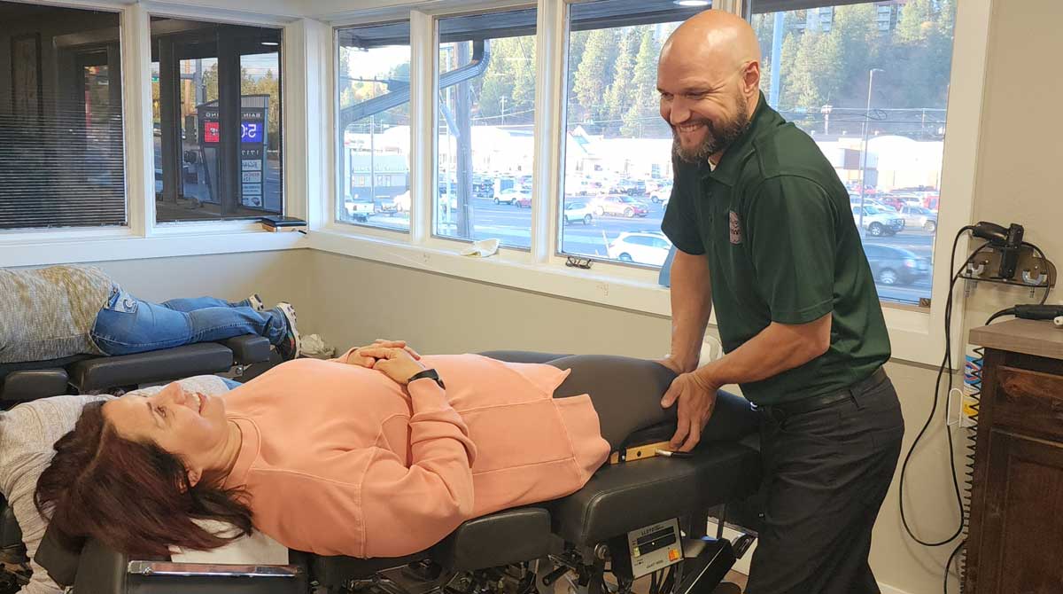 The Benefits of Walk-In Orthopedic Clinics for Busy Families